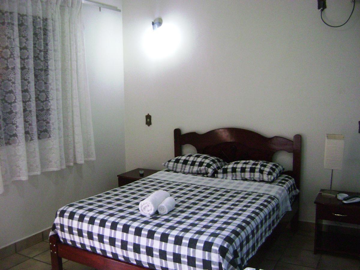 Hotel Colonial Lencois Paulista Bagian luar foto